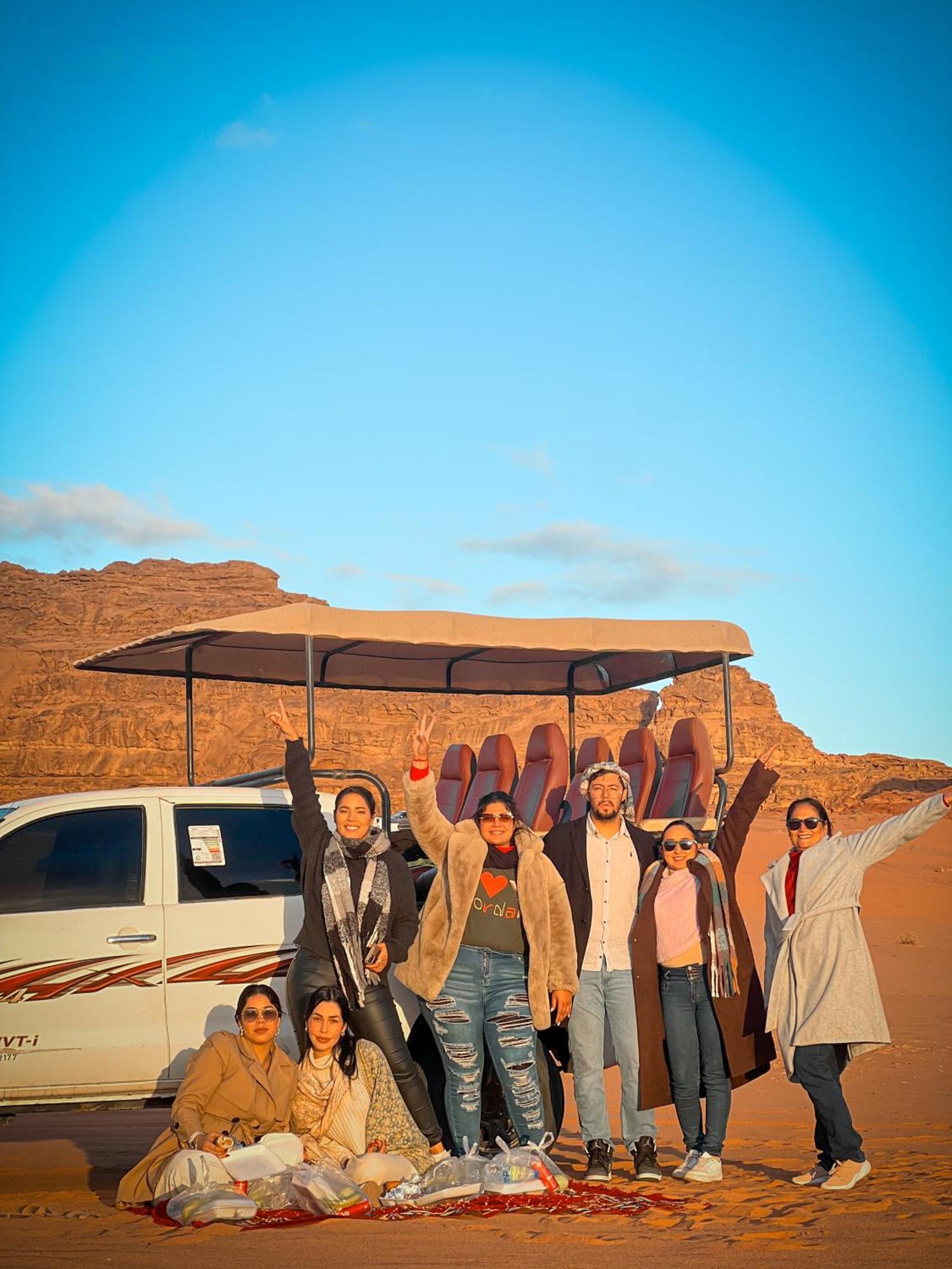 Rum Royal Flower Luxury Camp Wadi Rum Exterior foto